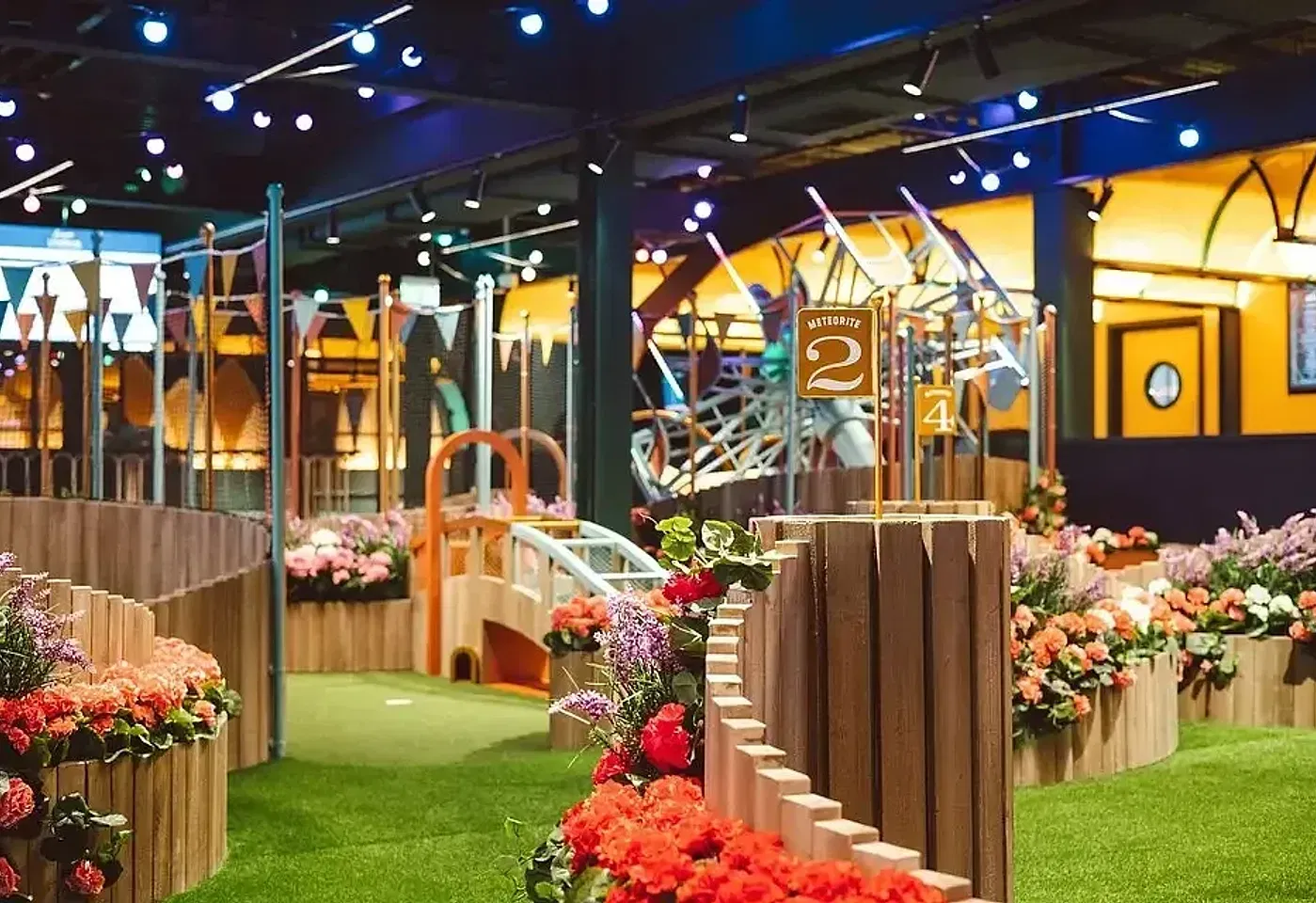 Modern mini‑golf meets team building: Swingers – The Crazy Golf Club1