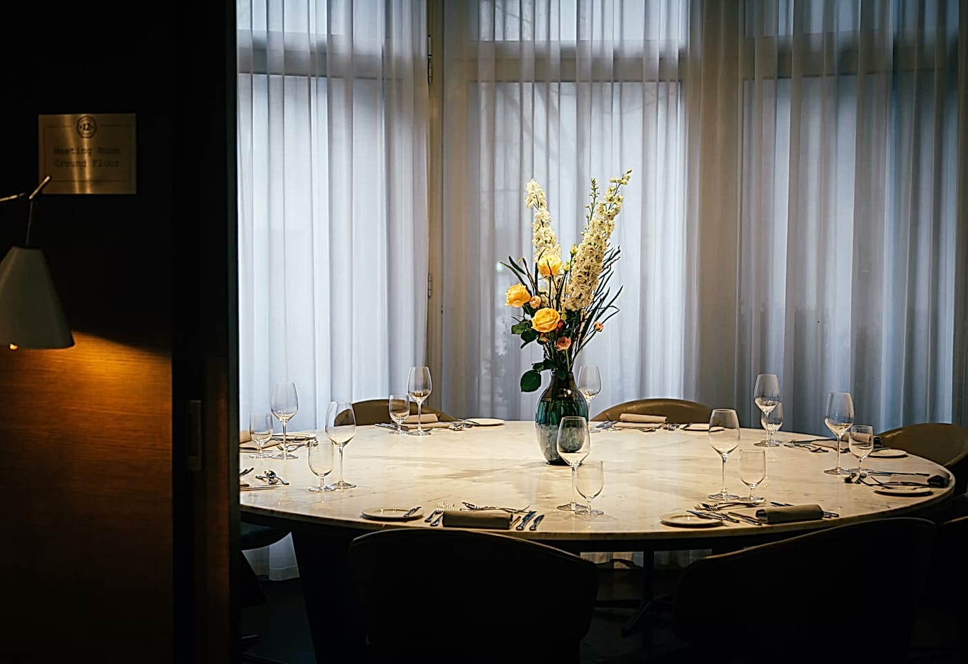 12 Hay Hill’s Ground Round mayfair meeting room 2