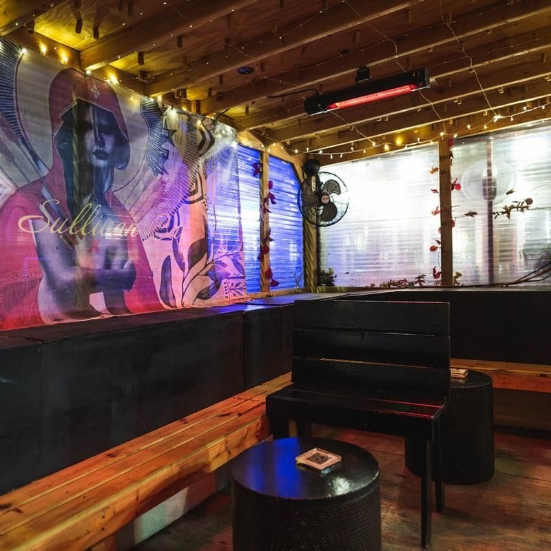 This outdoor SoHo bar sounds like a good idea: 142 Sullivan Bar image 2