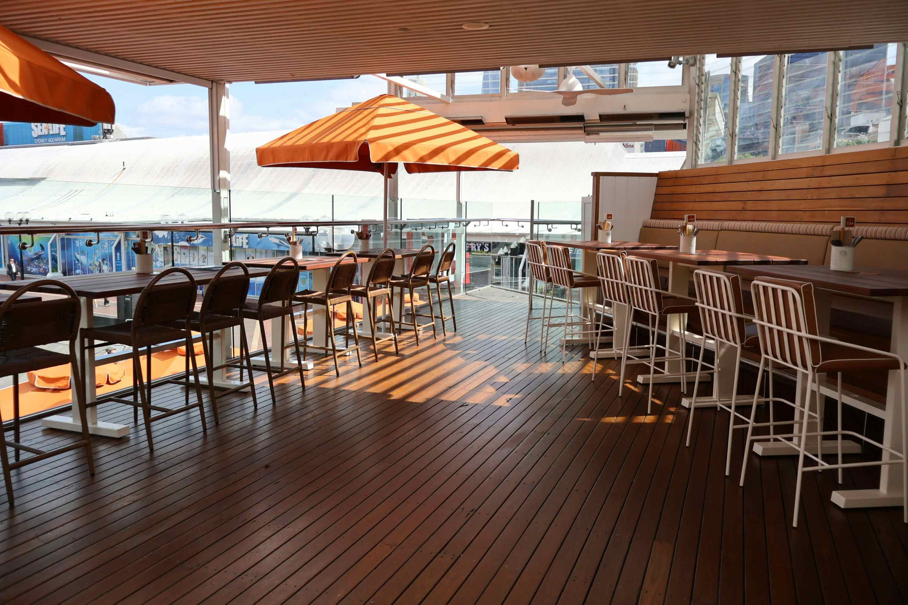 North End. Helm Cockle Bay - The Terrace image 2