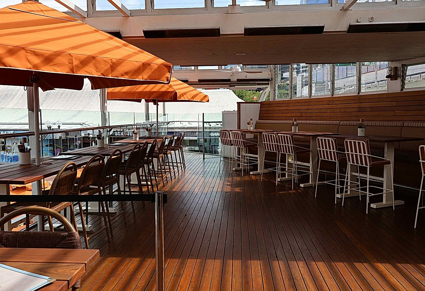 North End. Helm Cockle Bay - The Terrace image 3