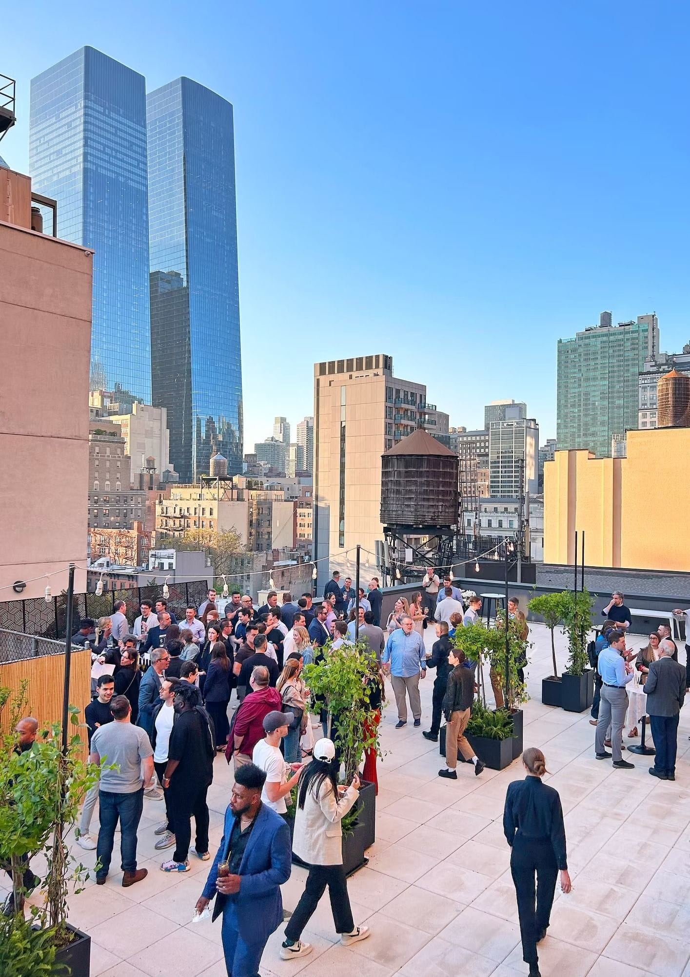 Rooftop oasis and flexible creative space: ILA Penthouse image 3