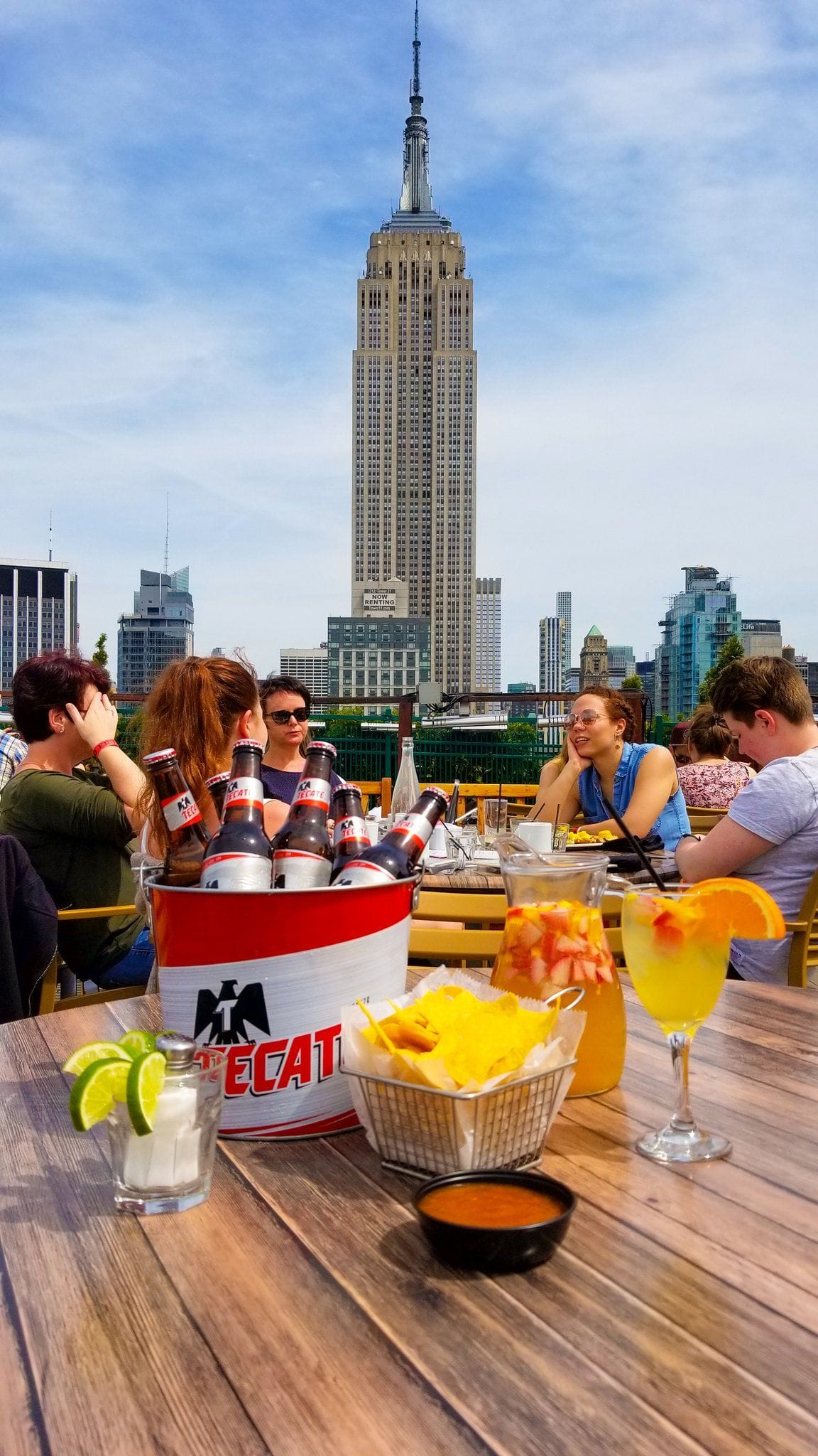 An upscale rooftop summer party venue in Midtown: 230 Fifth Rooftop Bar image 3