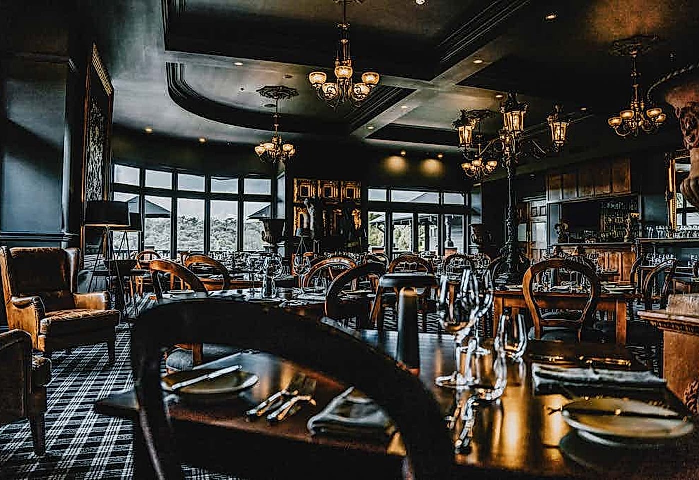 The Oxford, Hotel Bellinzona1