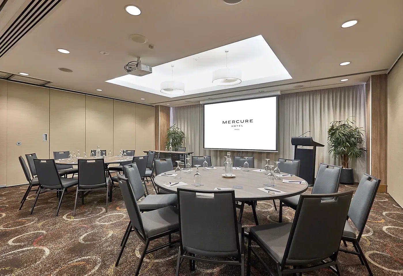 Orelia Room, Mercure Perth image 2