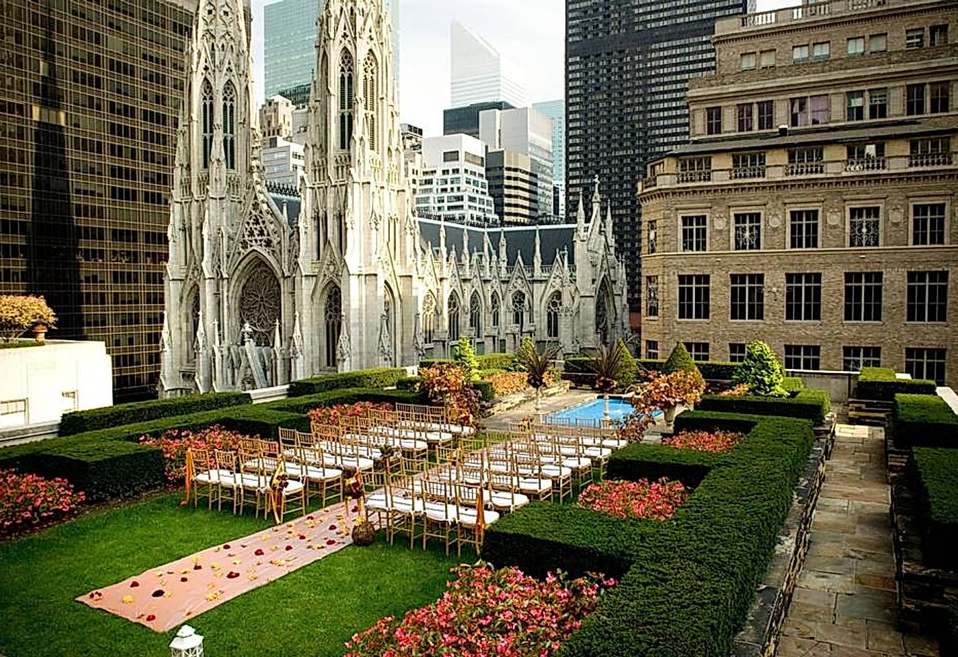 A small wedding venue with a showstopping view: 620 Loft and Garden image 2