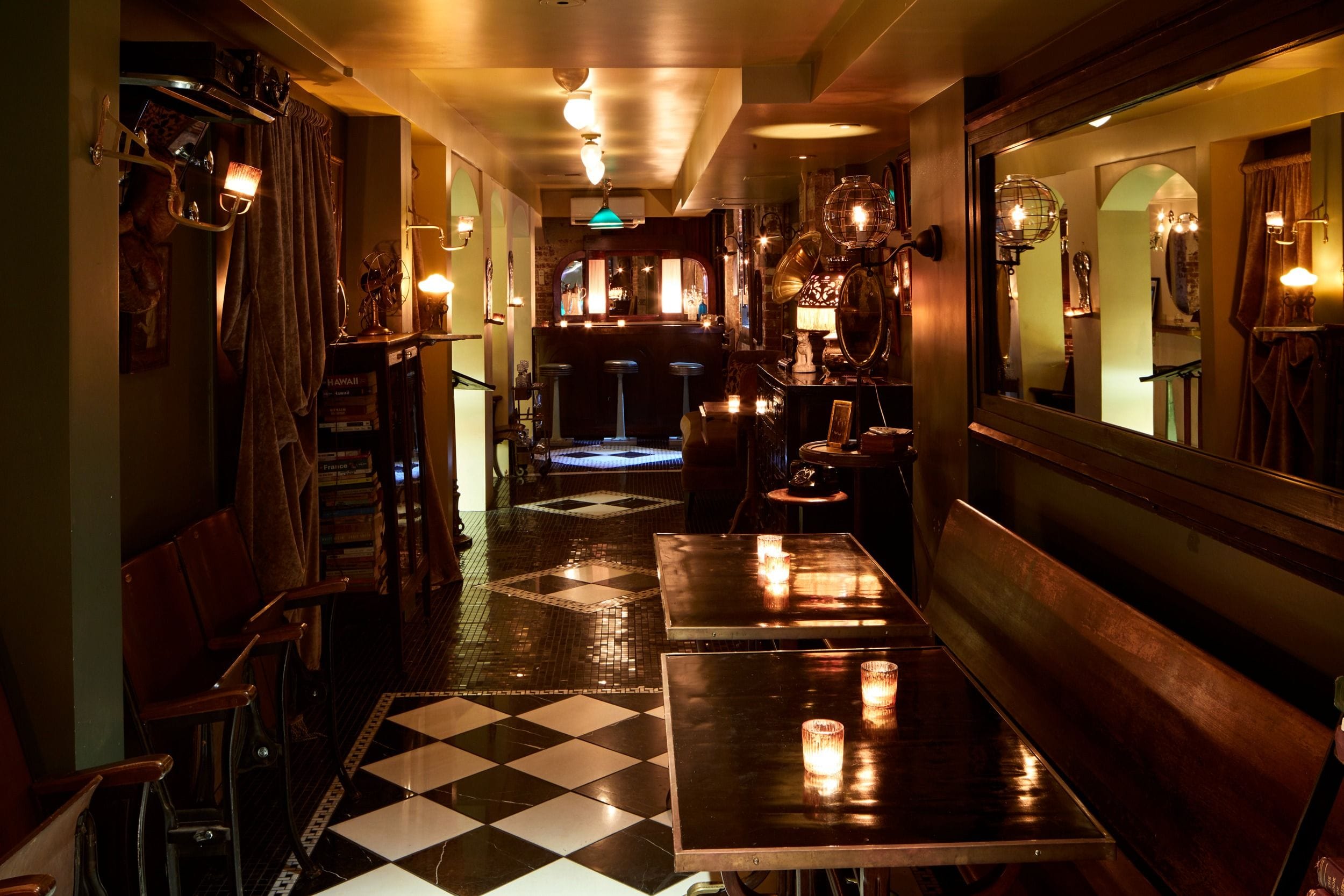  Host a party in this whimsical Chelsea townhouse: 632 on Hudson 1