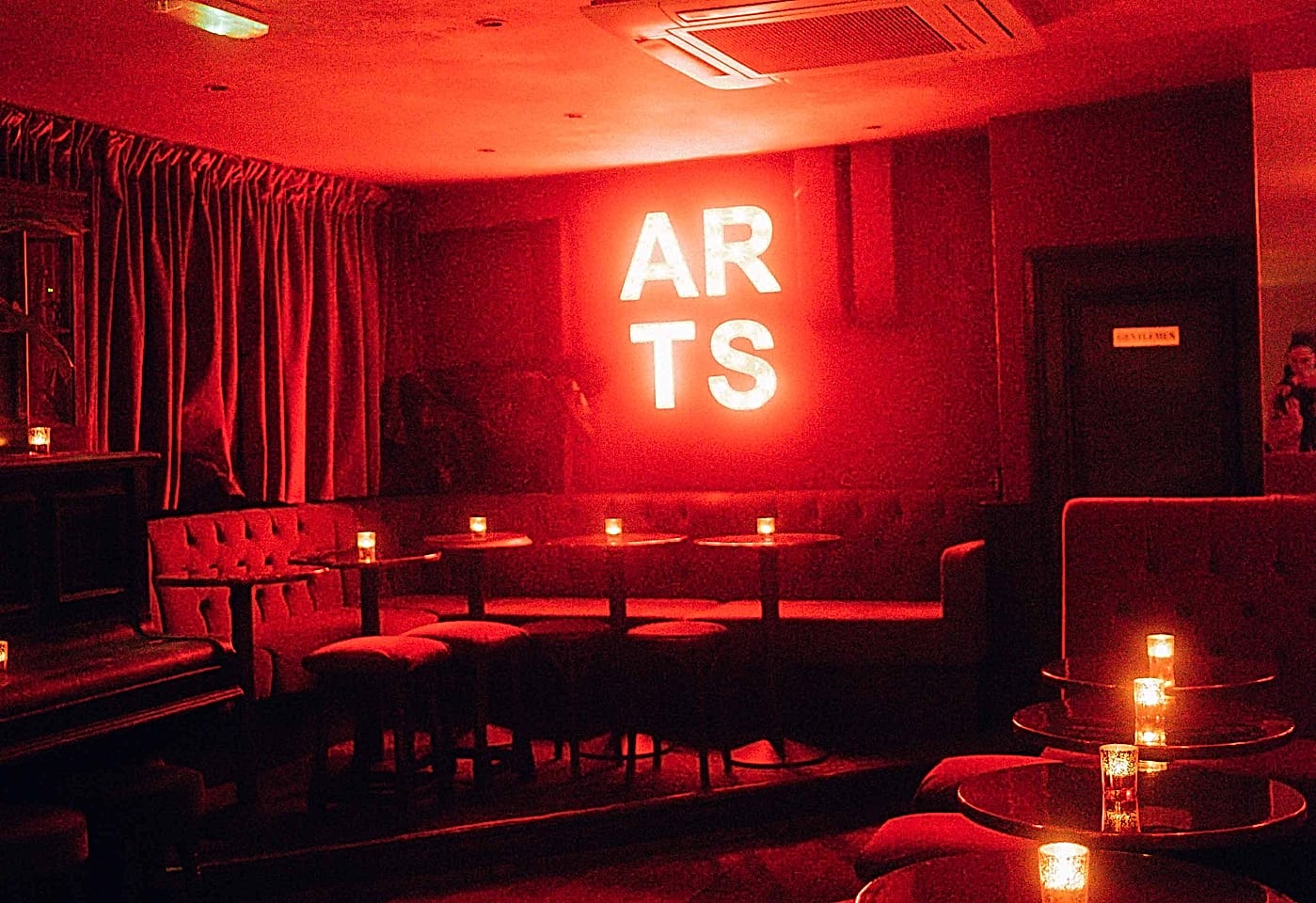 A London bar where you can feel artsy and cool: Arts Theatre Club image 3