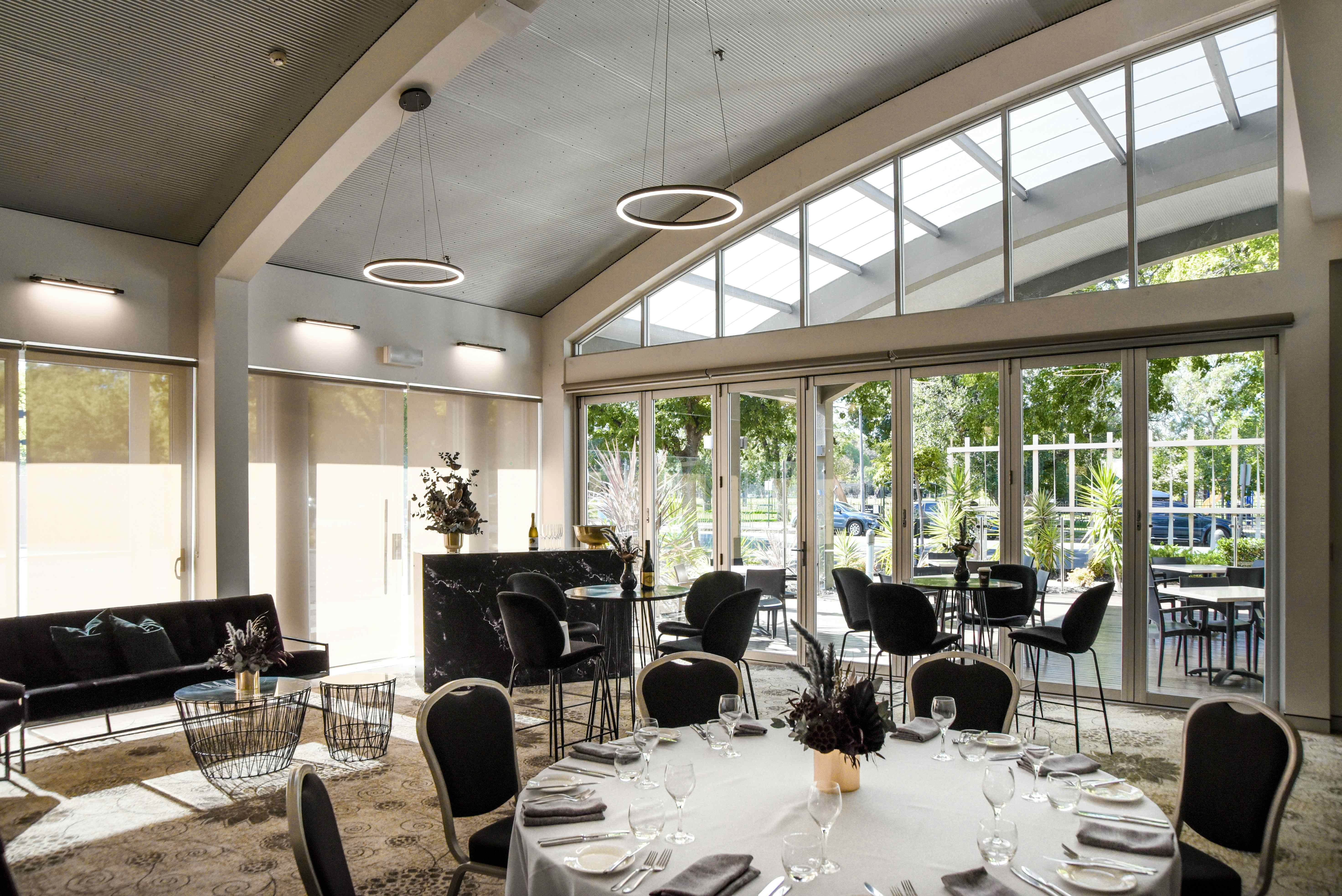 Acacia, The Terrace Hotel Adelaide  image 3