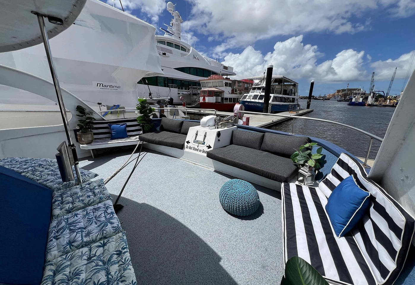 Aquarius Charters | Boat Charter Exclusive Hire | Venue Hire Brisbane | 1