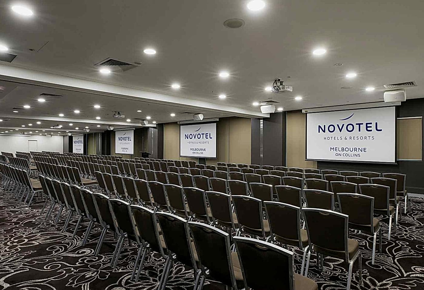 Australia Ballroom, Novotel Melbourne on Collins image 2