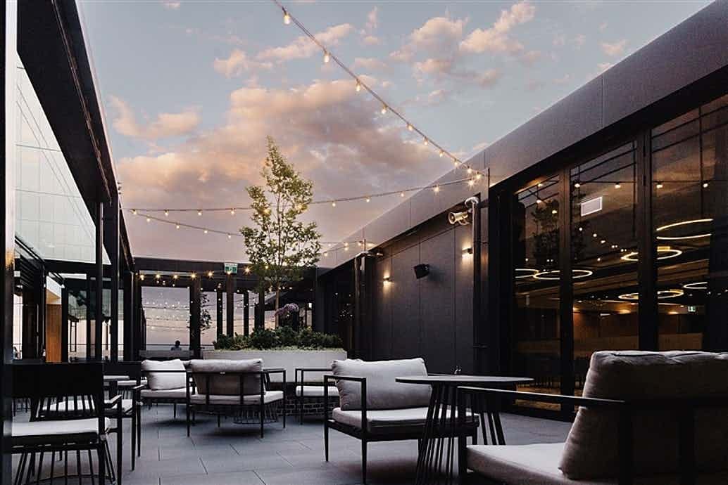 Avery Terrace, Mercure Melbourne Doncaster image 3