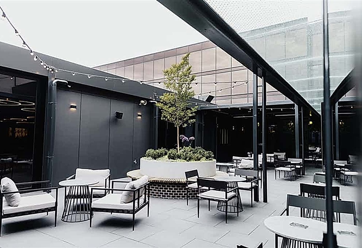 Avery Terrace, Mercure Melbourne Doncaster image 2