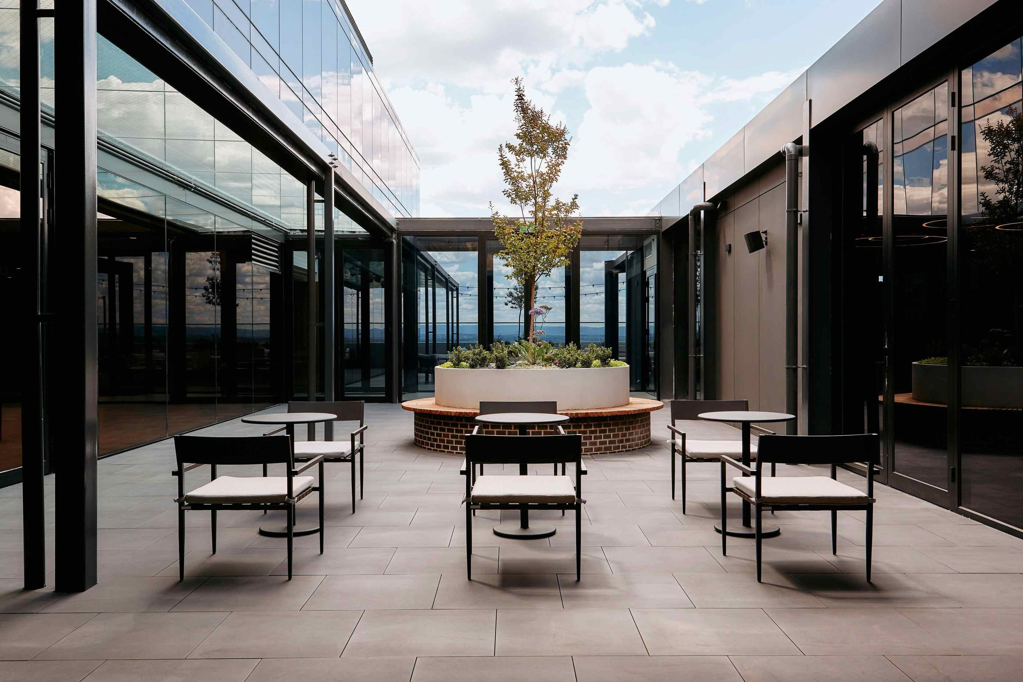 Avery Terrace, Mercure Melbourne Doncaster1