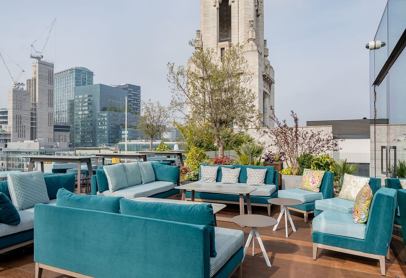 Aviary, rooftop bar in St. Pauls