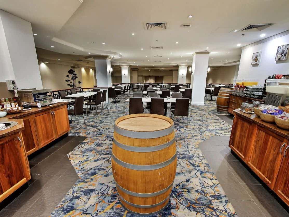 Bistro Sixty5, Hotel Grand Chancellor Adelaide  image 3