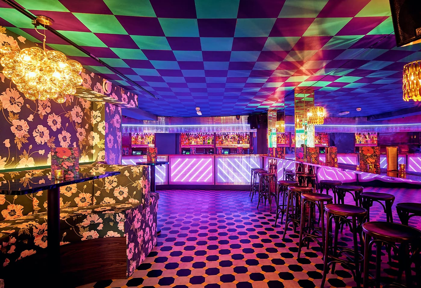 Blame Gloria clapham bar