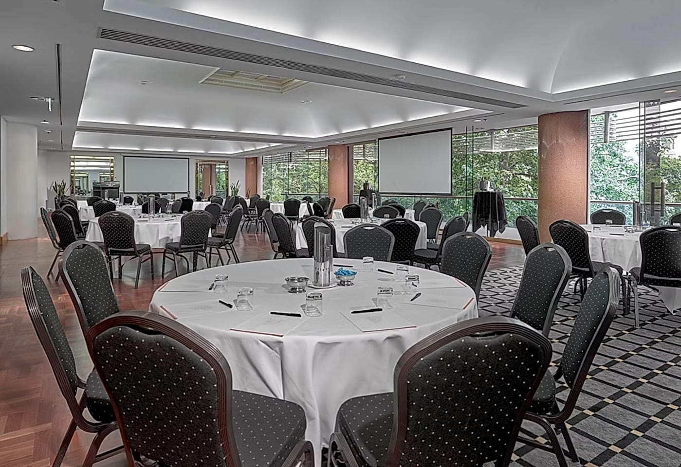 Boulevard Room, Stamford Plaza Adelaide image 2