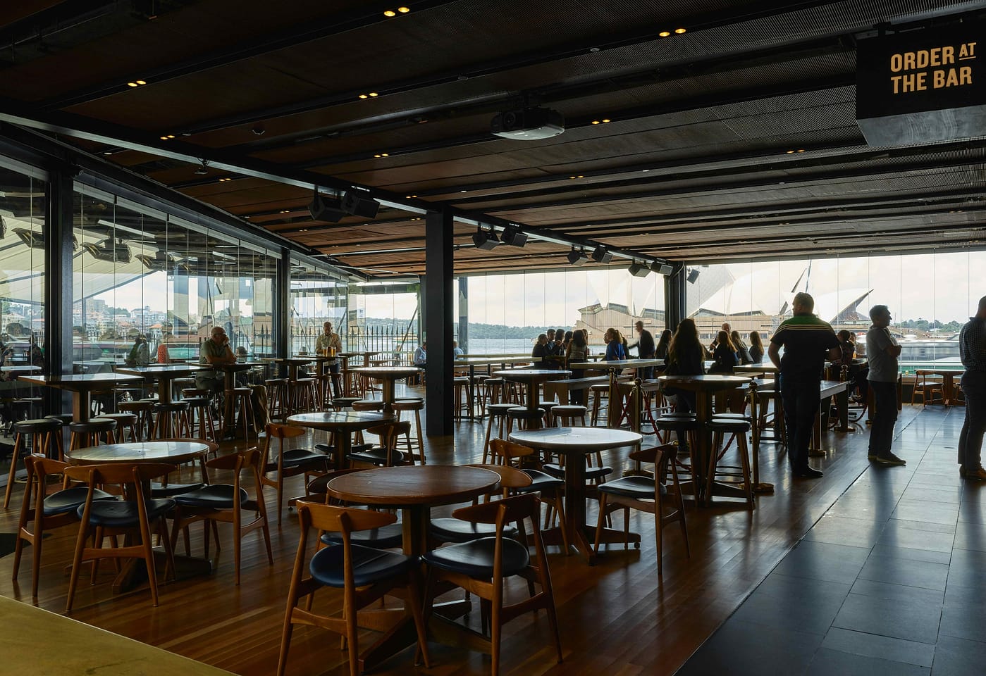 Brewhouse Bar Booking, The Squire's Landing1