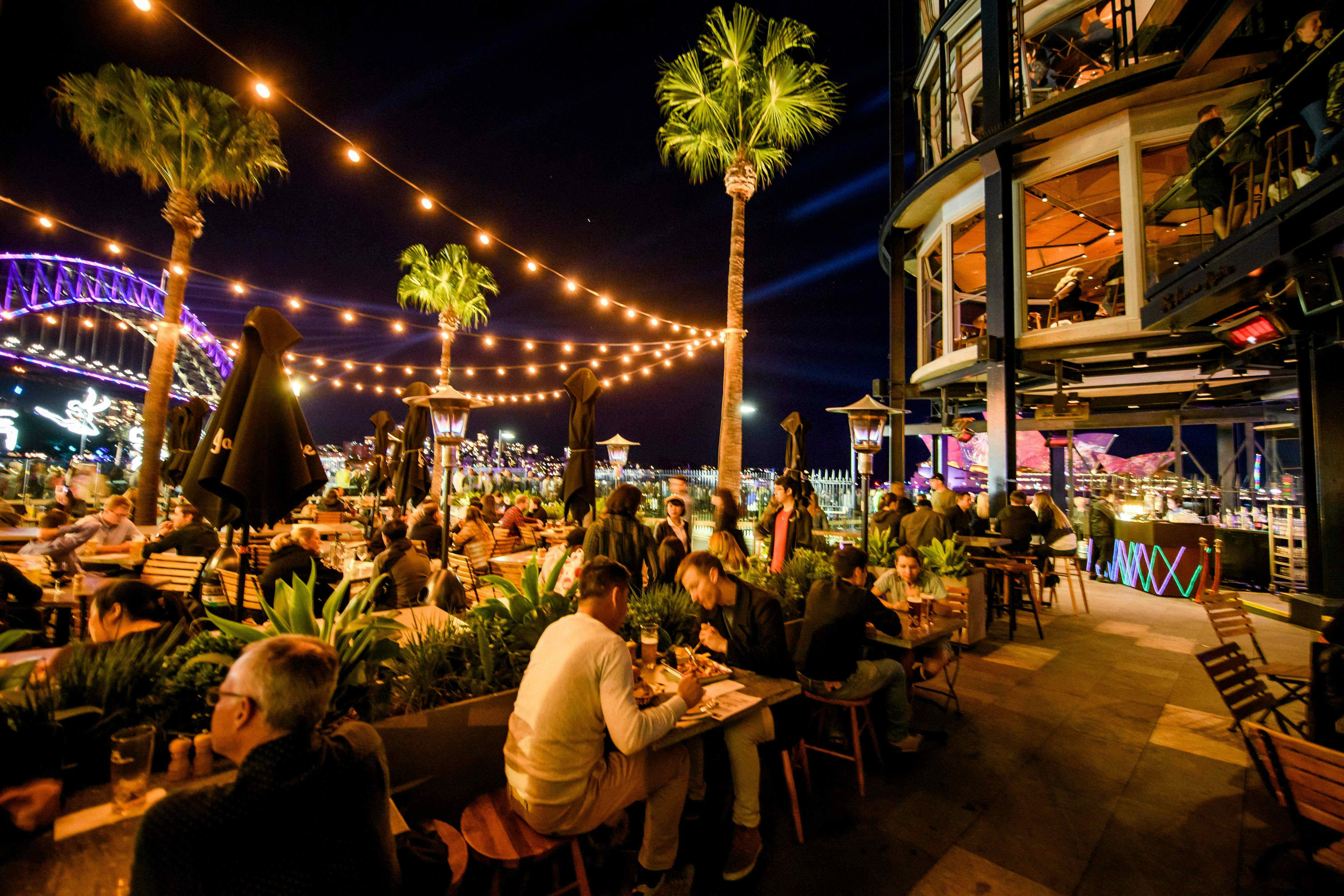 Brewhouse Bar Booking, The Squire's Landing image 3