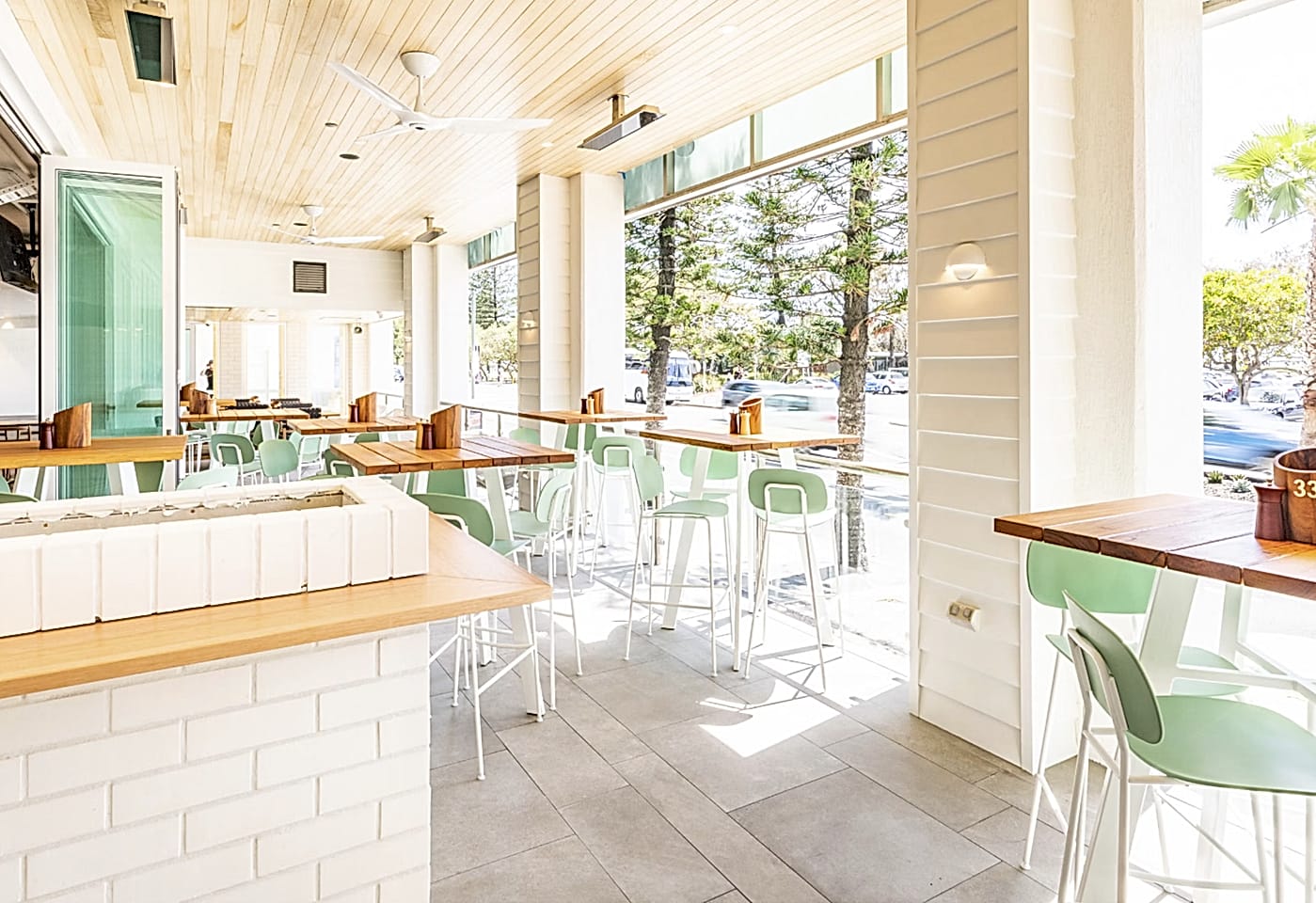 The Terrace, Broadbeach Tavern1