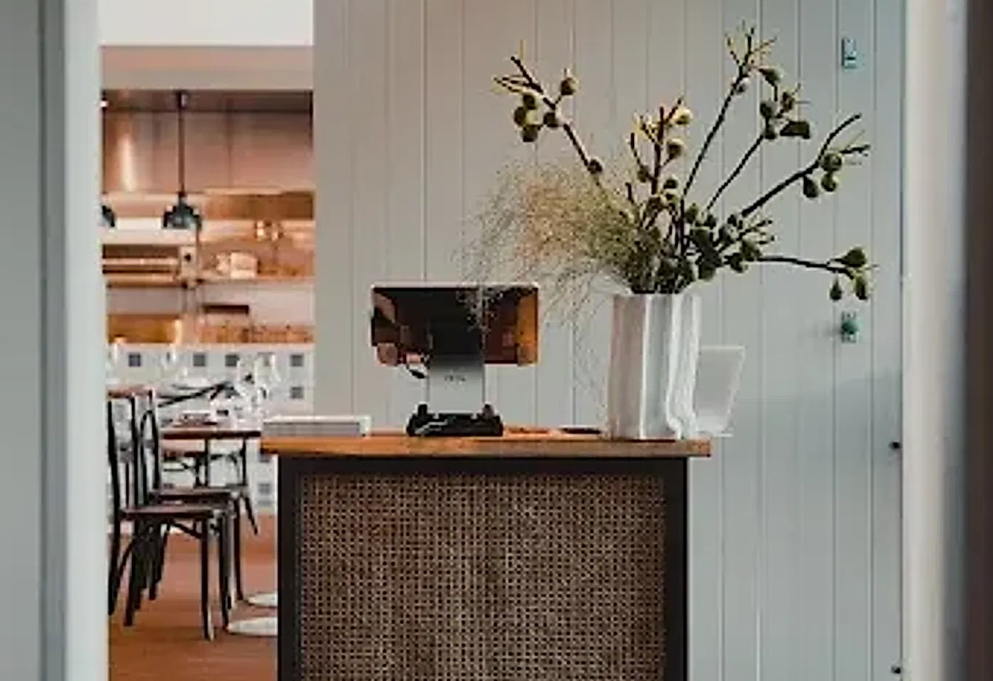 The Mezzanine Hideaway: An Intimate Escape, Brompton Hotel image 3