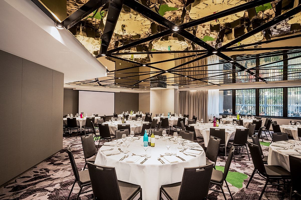 The Pod, Capri by Fraser Brisbane  image 2