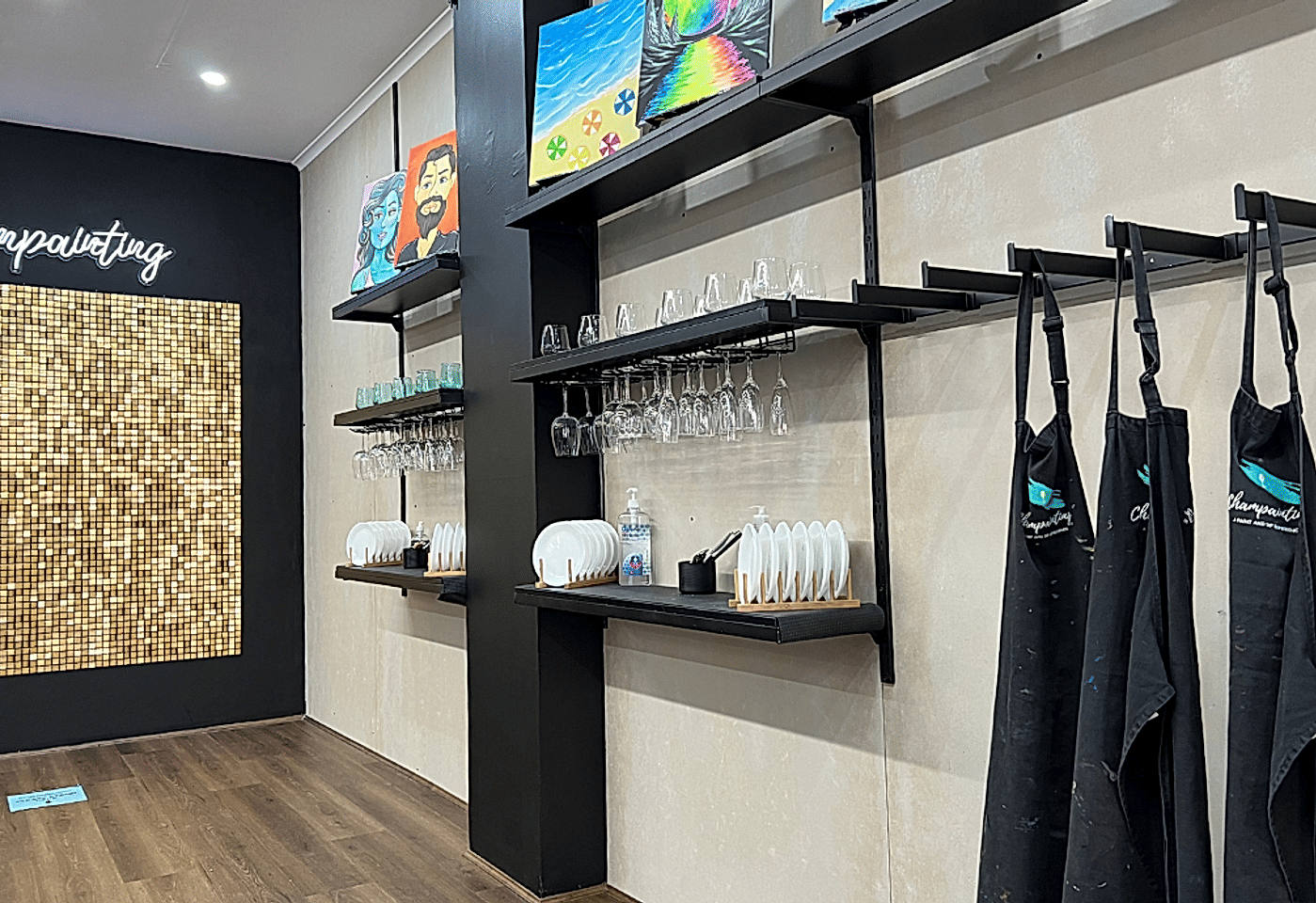 Exclusive Hire, Champainting image 2