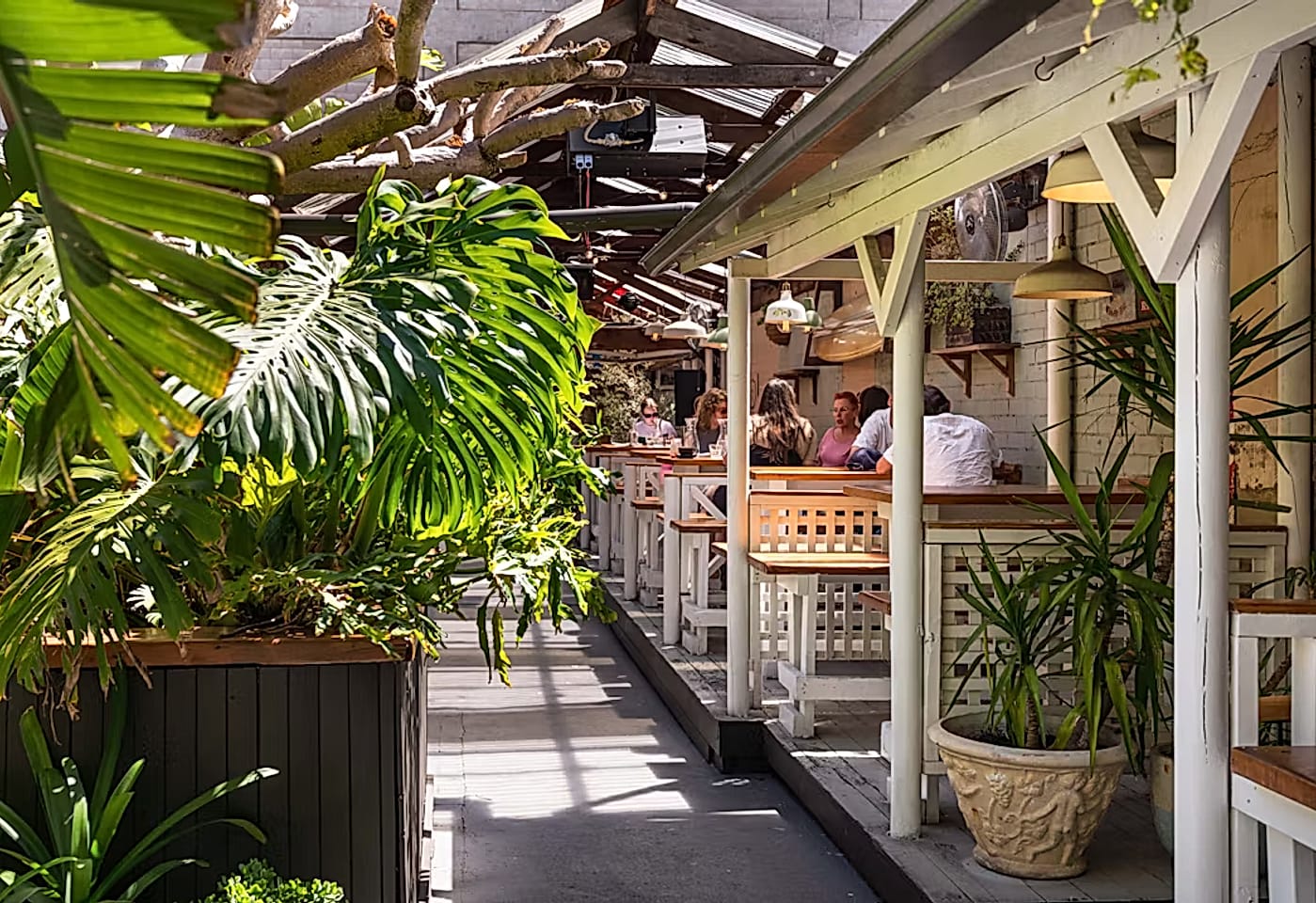 Chateau Apollo | Roxie's Garden | Venue Hire Adelaide | 1