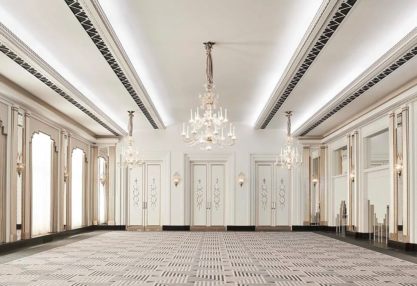 A London ballroom known for its Art Deco architectural design: Ballroom and Mirror Room, Claridge's1