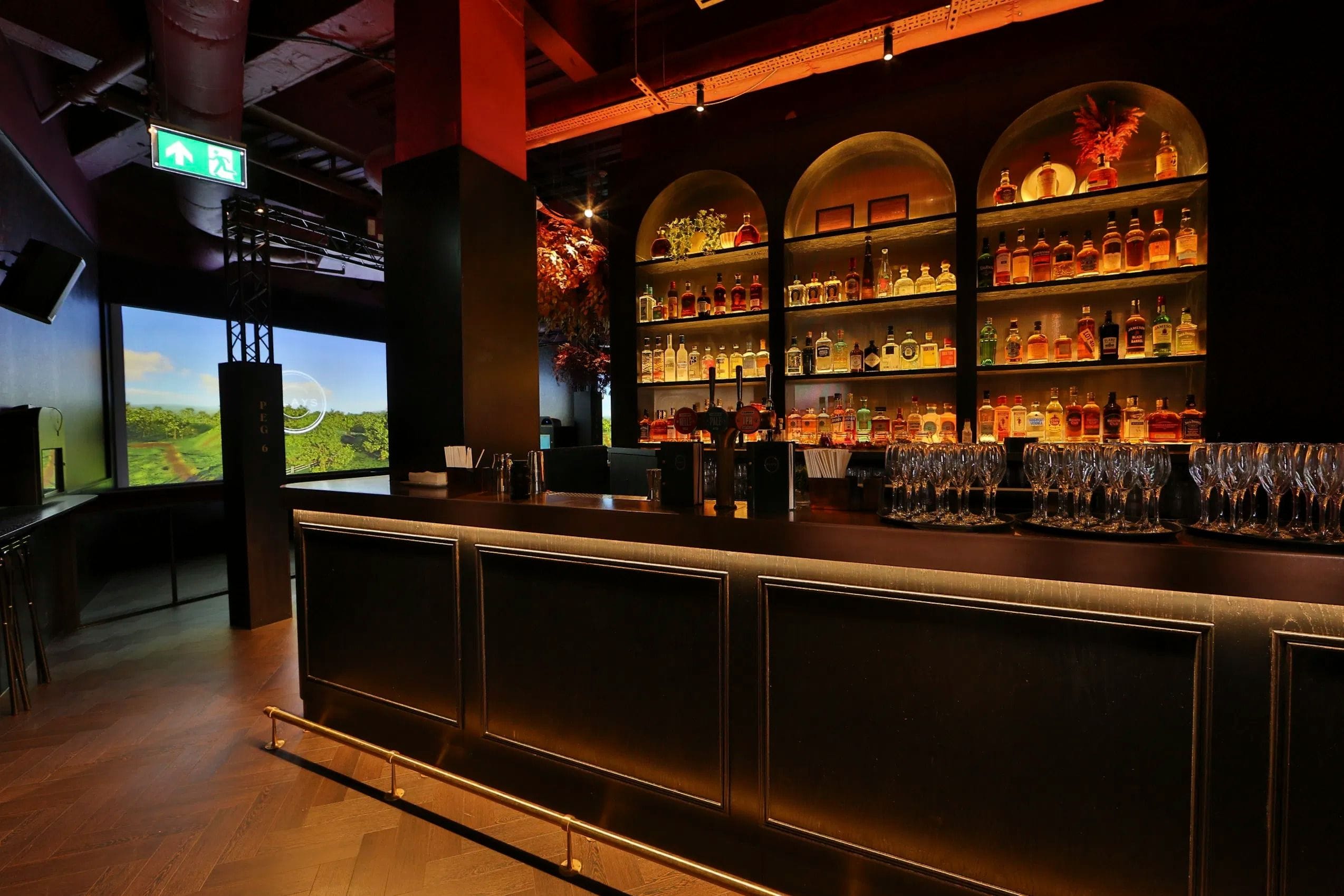 Clays Canary Wharf London Activity Bar Venue