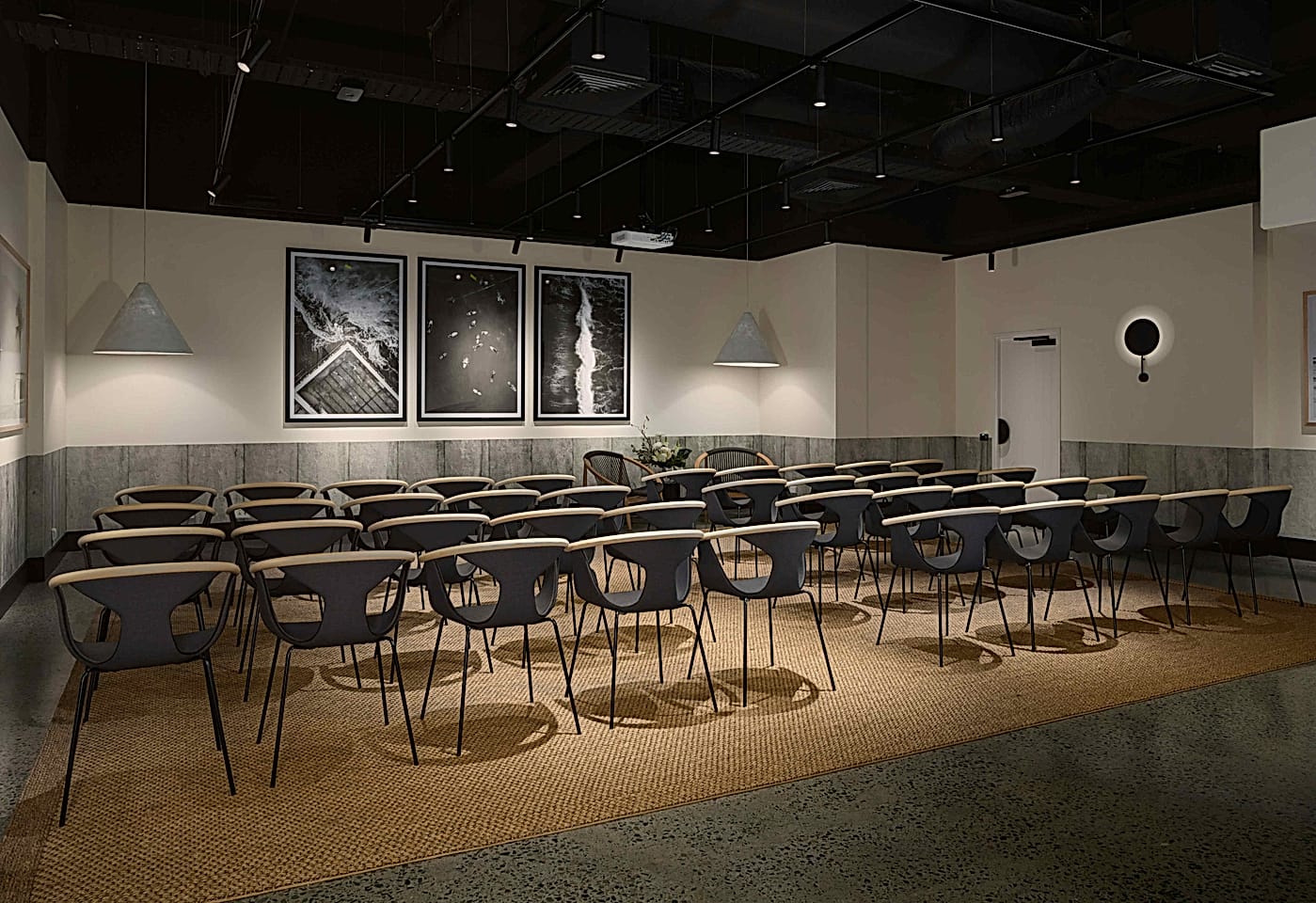 Cloud Break, QT Gold Coast image 2