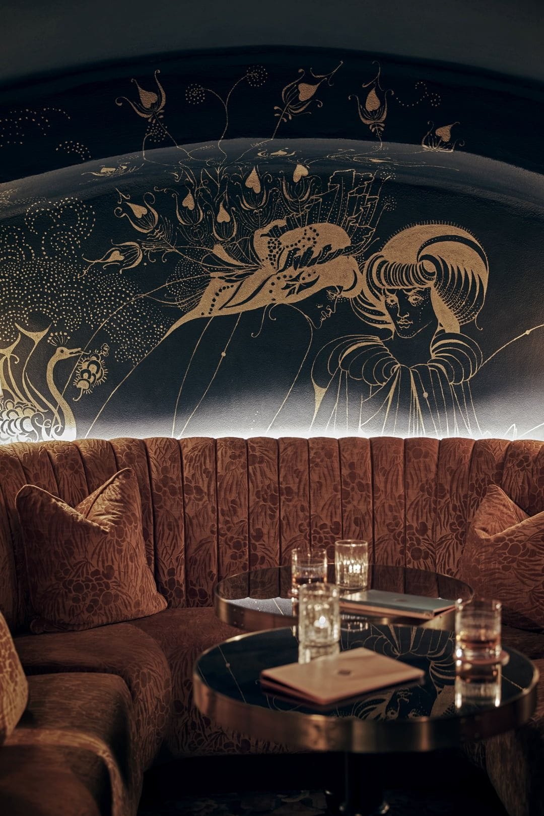 A decadent new bar in a historic location: Common Decency1