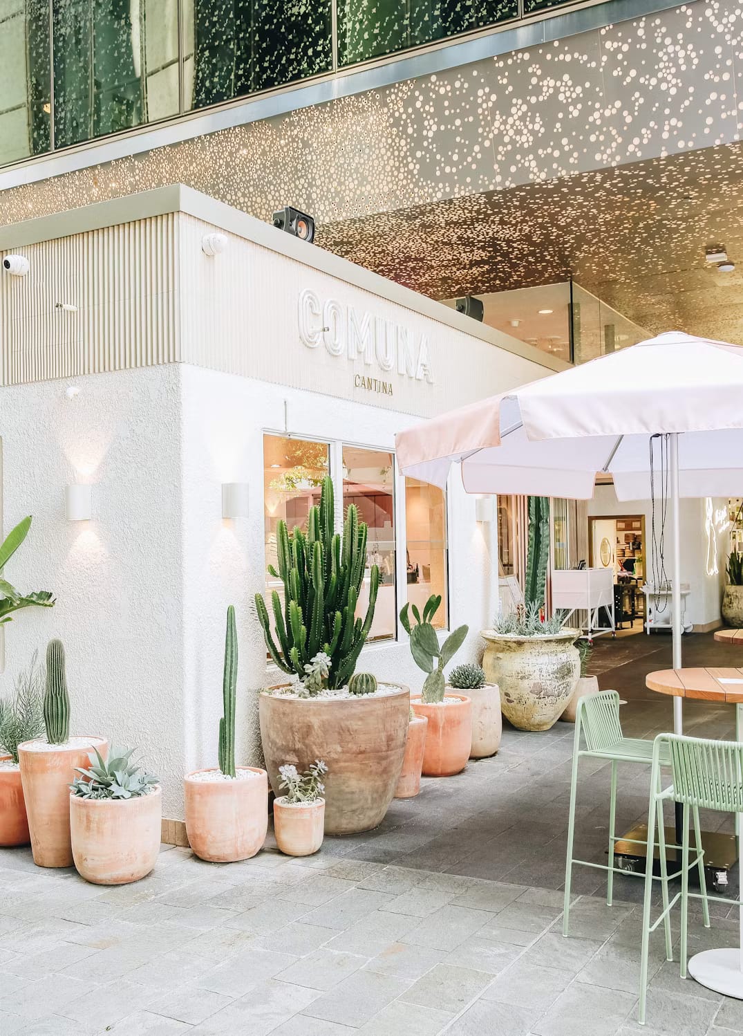 Fig Tree Alfresco, Comuna Cantina image 2