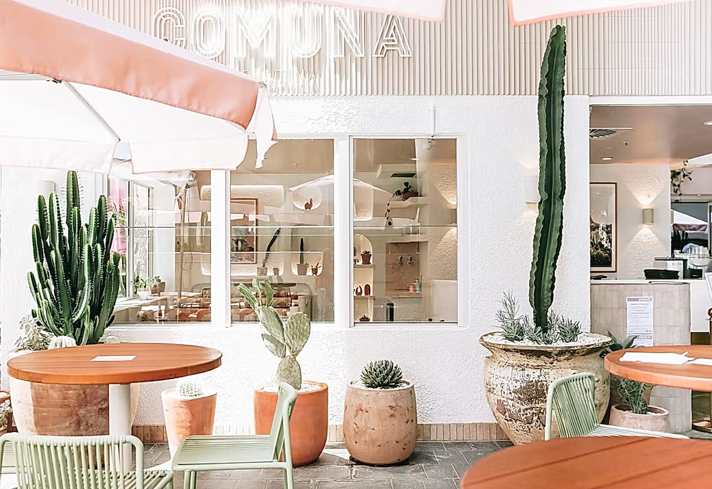 Fig Tree Alfresco, Comuna Cantina1