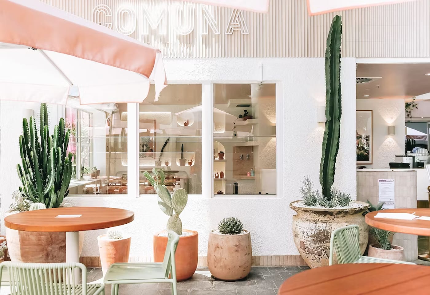 Fig Tree Alfresco, Comuna Cantina1