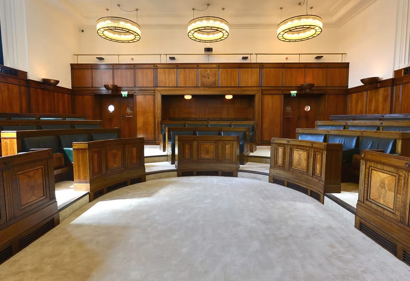 Council Chamber, Town Hall Hotel london conference hotels