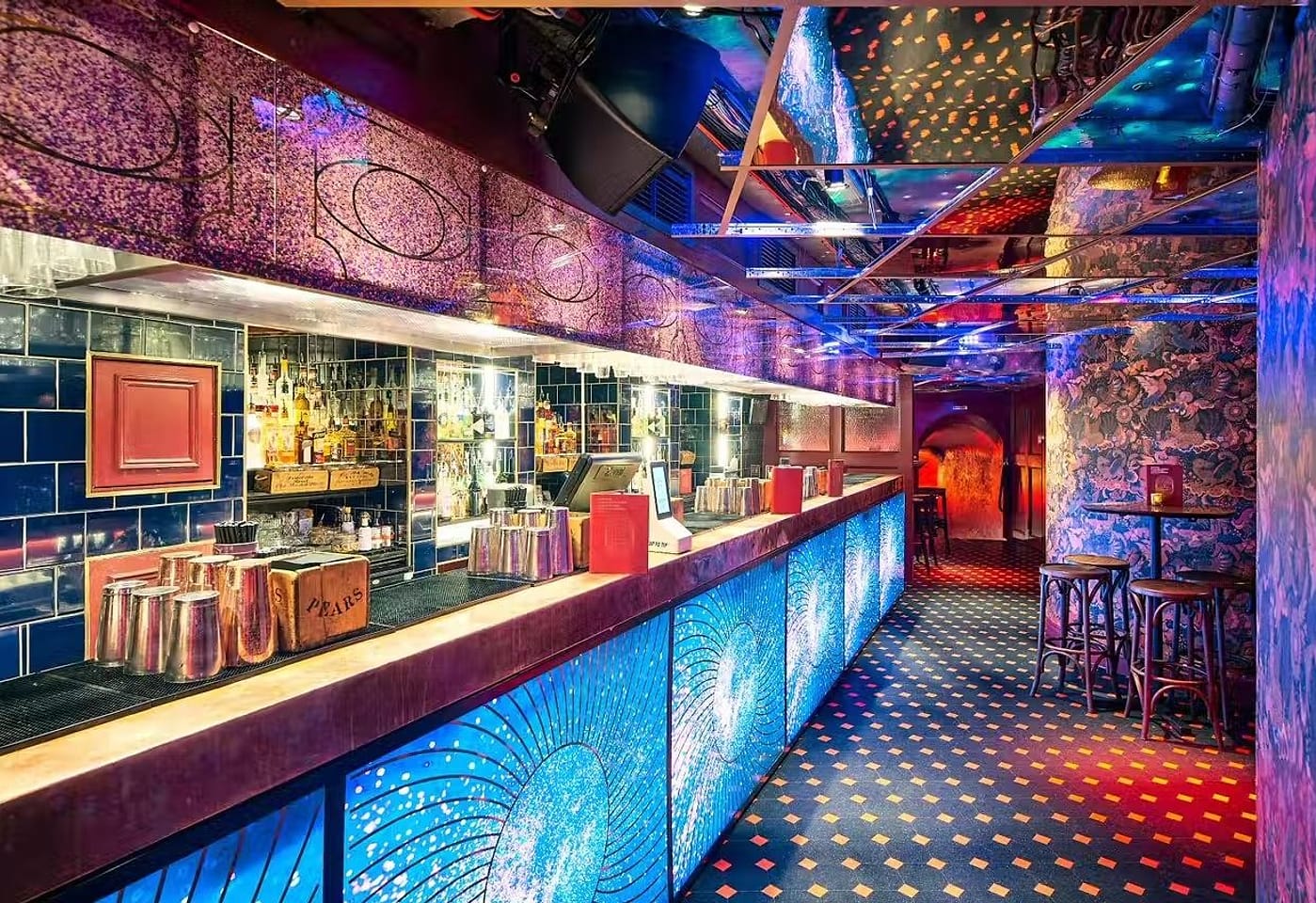 The colourful cocktail bar beneath Covent Garden, The Escapologist