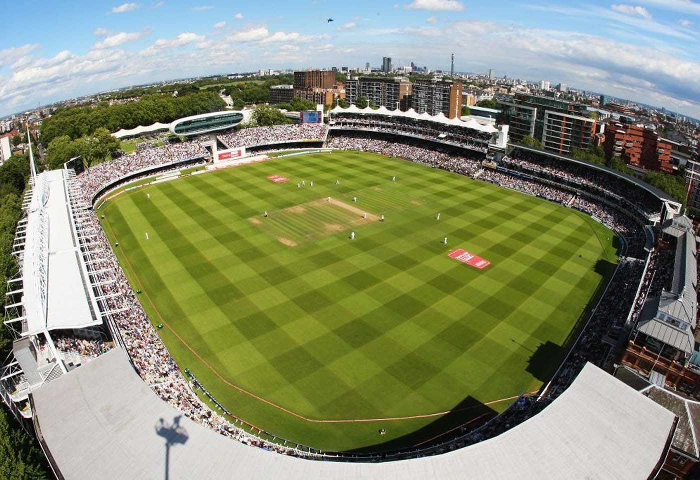 View the pitch whilst making your pitch: Lords Cricket Ground: Tavern Suites image 3