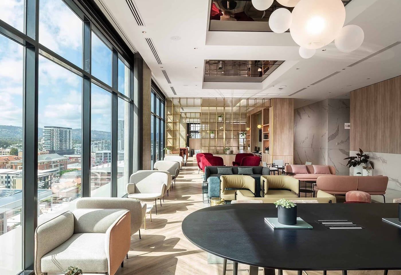 Crowne Plaza Adelaide | Luna10 Bar & Lounge | Venue Hire Adelaide | 1