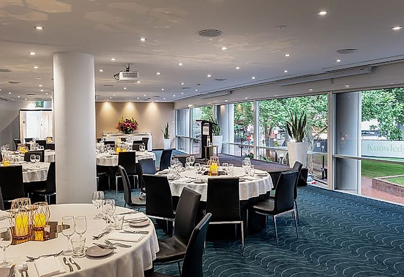 Darling Harbour Room, Novotel Sydney Darling Square image 2