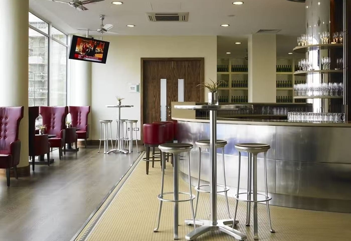De Vere Apollo Mayfair meeting room