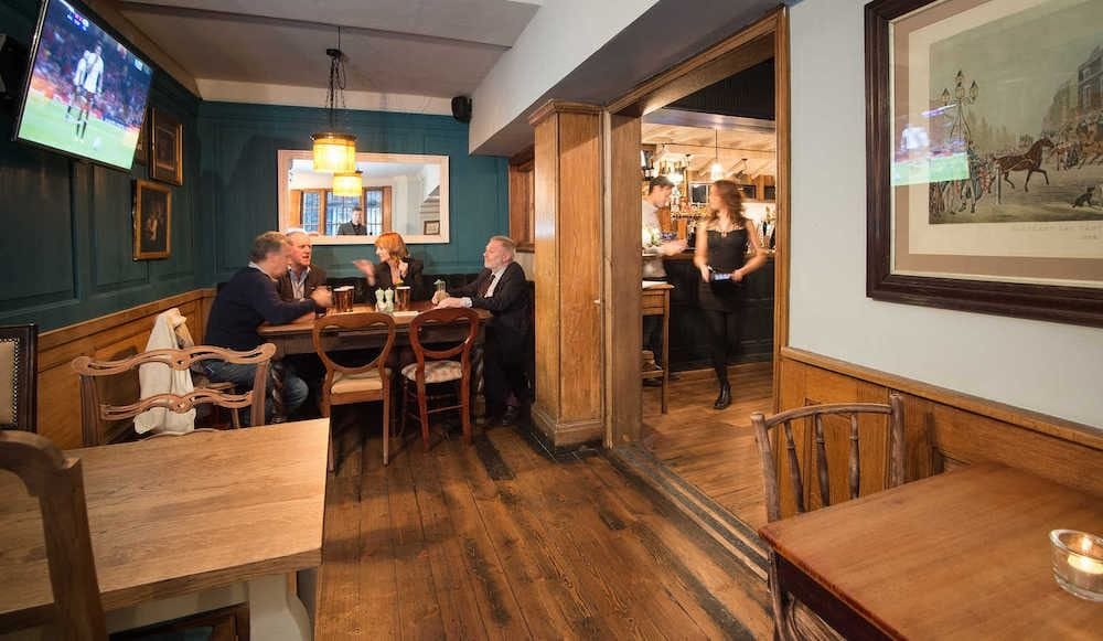 Dirty dicks spitalfields bar 