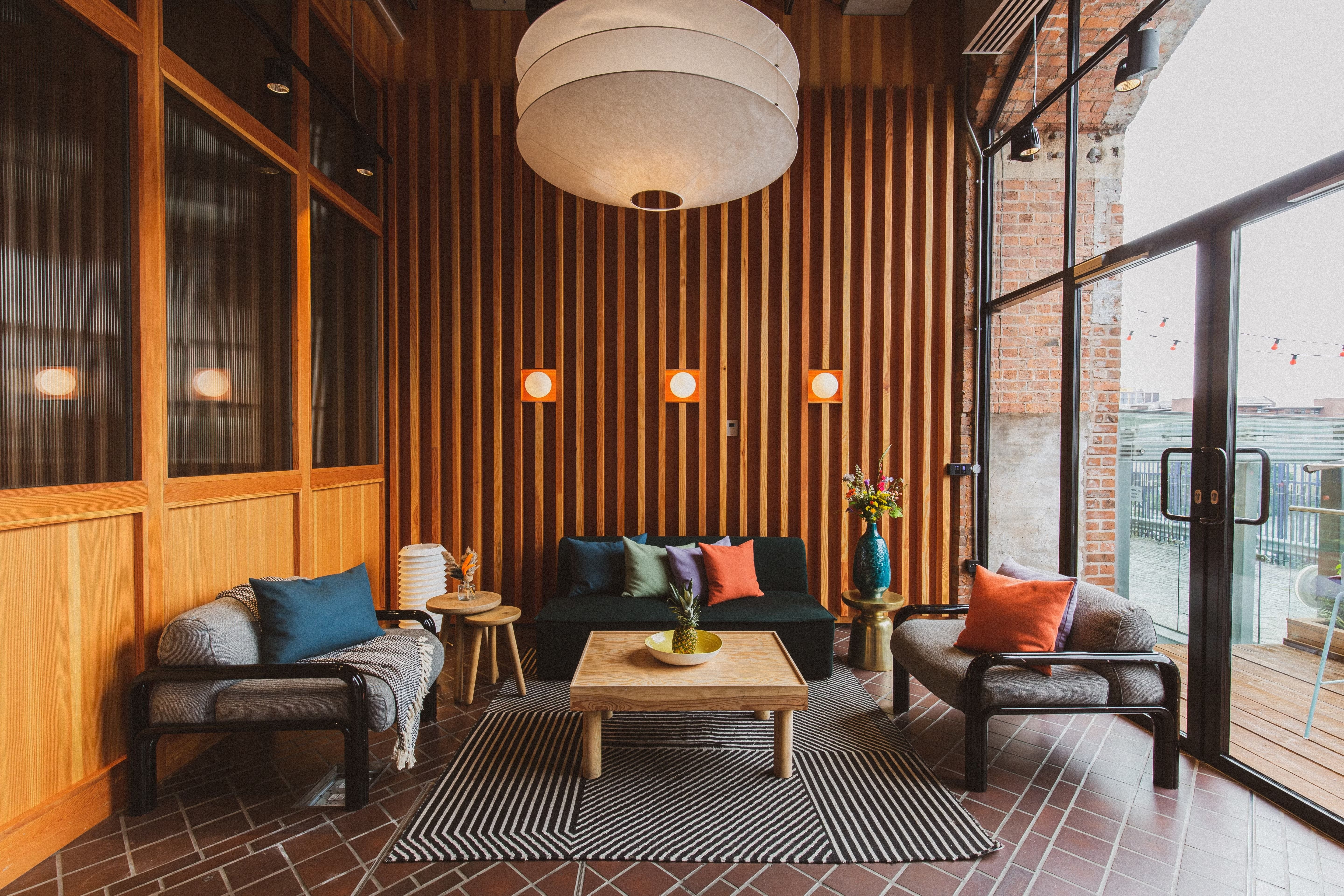 A trendy meeting space for all hours: Ducie Street Warehouse, Room 1 and 2 image 2