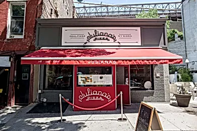 Dumbo Pizza