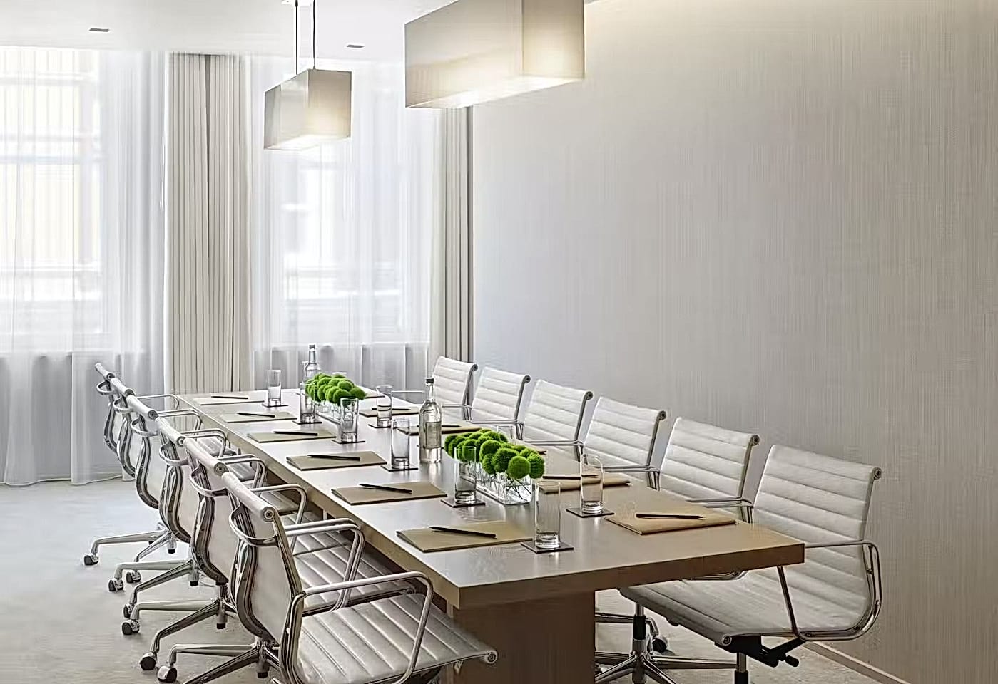 Edition Studio 1 mayfair meeting room