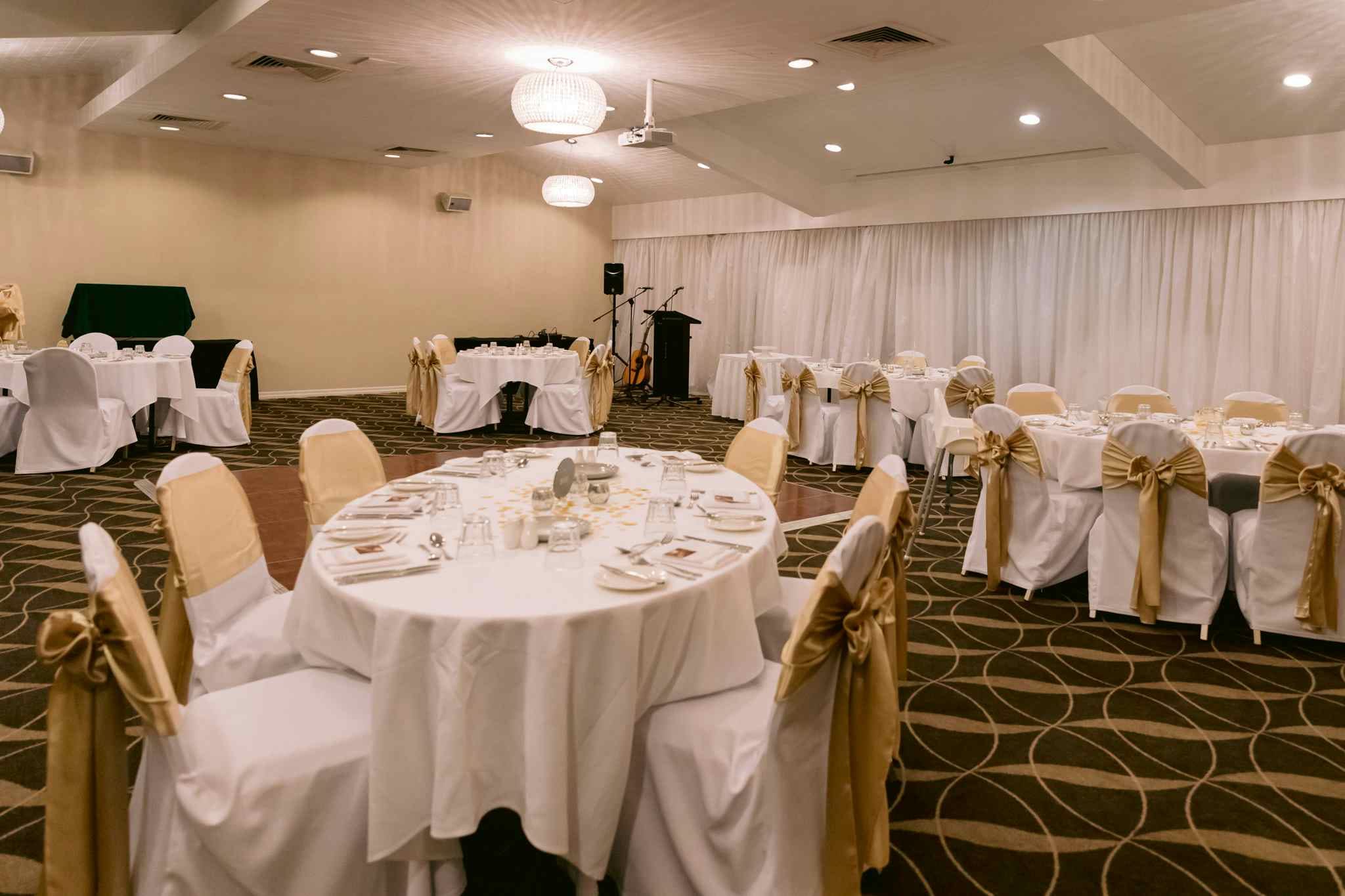 The Elaine Room, The Glen Hotel image 2