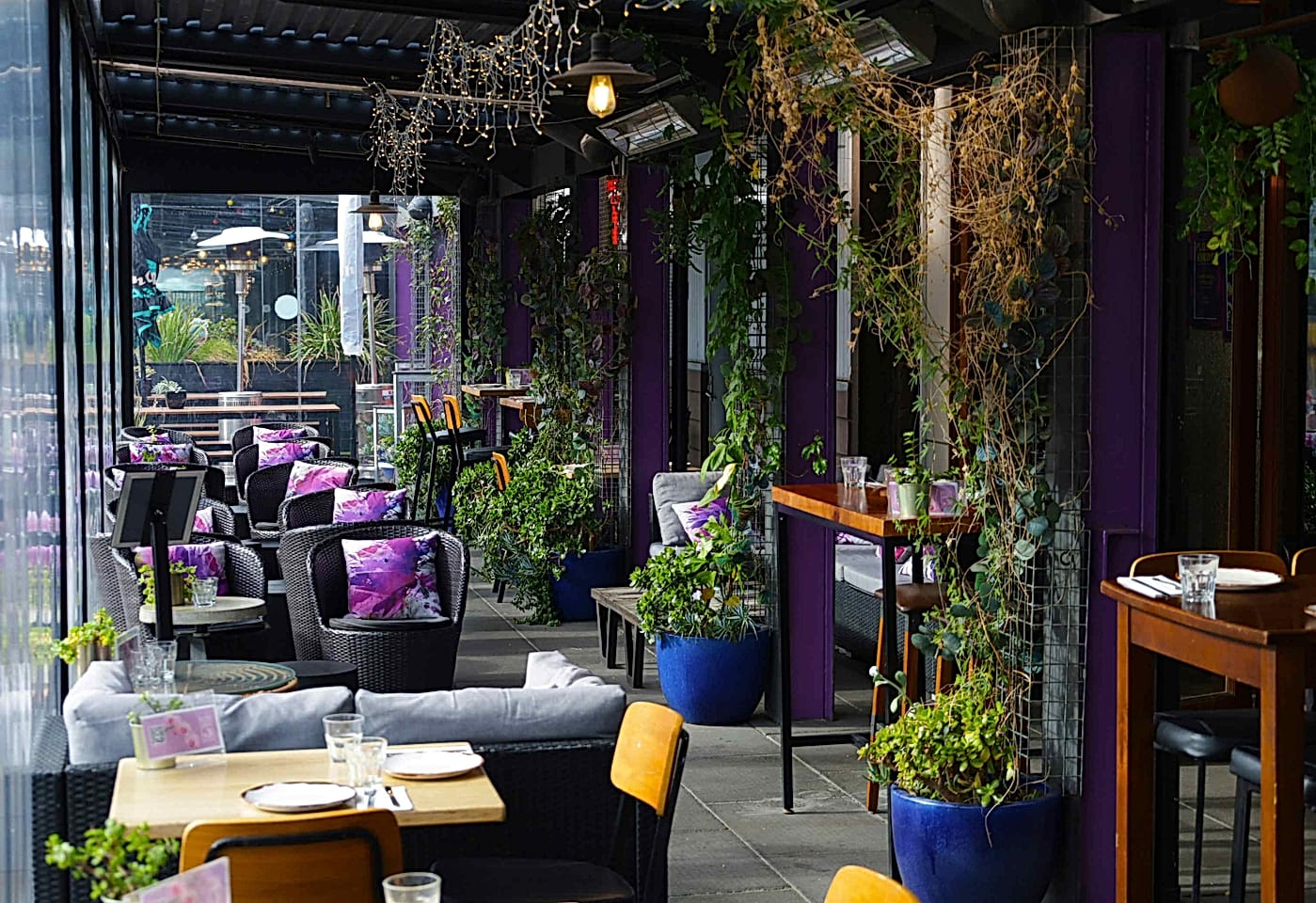 Plus 5 | Exclusive Riverside Bar | Venue Hire Melbourne | 2