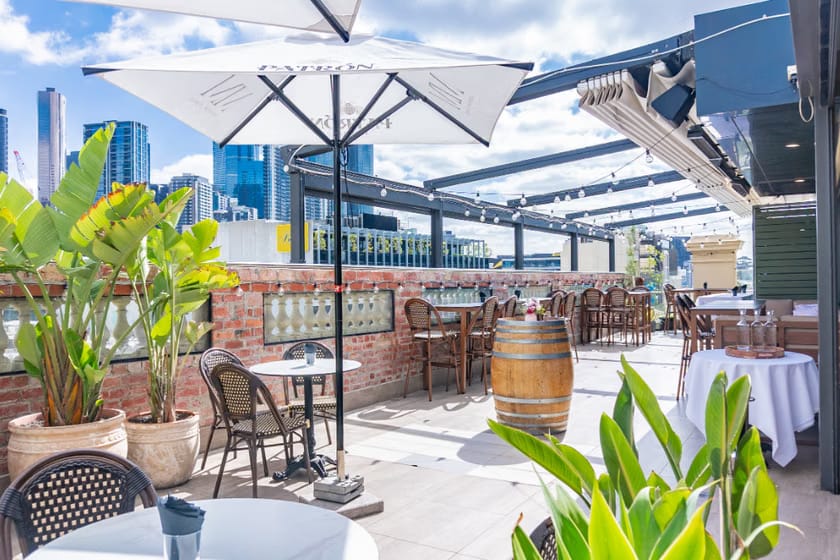 Exclusive Rooftop, Mirror Mirror Rooftop Lounge1