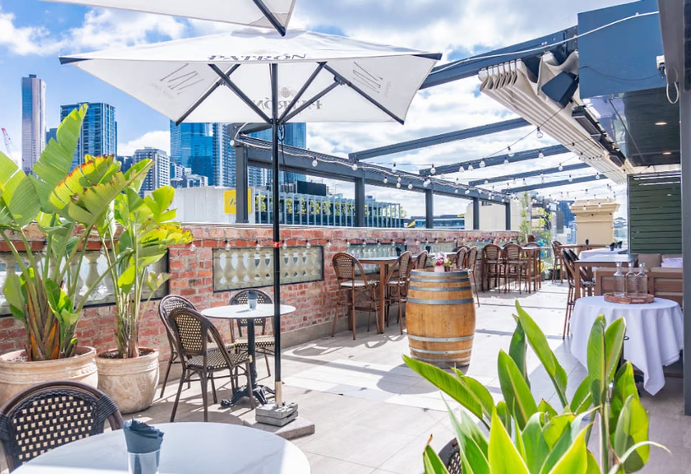 Exclusive Rooftop, Mirror Mirror Rooftop Lounge1